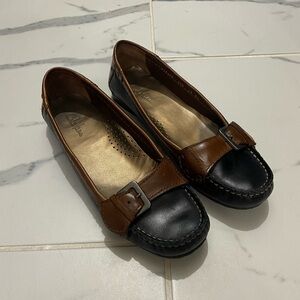 Cole Haan Vintage Women's 8.5 Black and Brown Leather Loafers in Original Box
